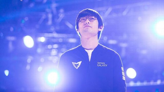 21 点牌感错觉：经验如何被过度神话？（黑杰克牌感的幻觉：经验为何被过度神化？）